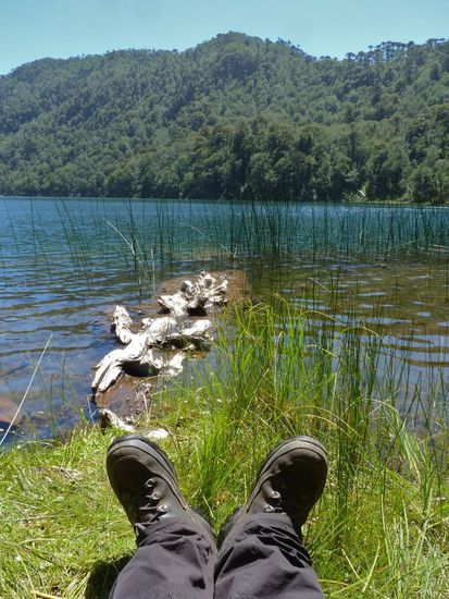 müde Füße bei der Mittagspause