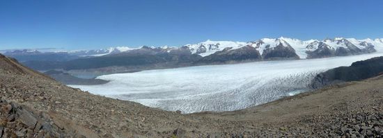 ...am Pass wird man von einem genialen Panorama nahezu erschlagen... 