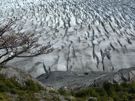 ...am Gletscherrand hinunter ins Campamento El Paso