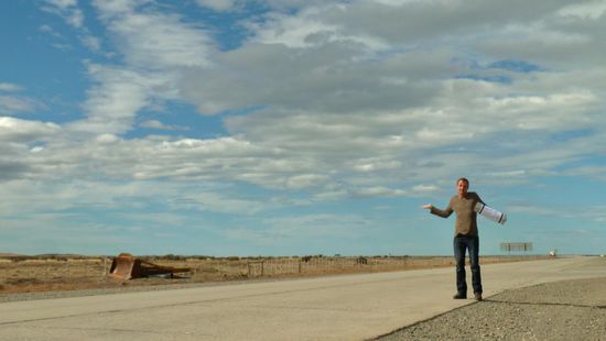...wie soll man Autostoppen, wenn keine Autos zum Stoppen vorbeikommen...? 