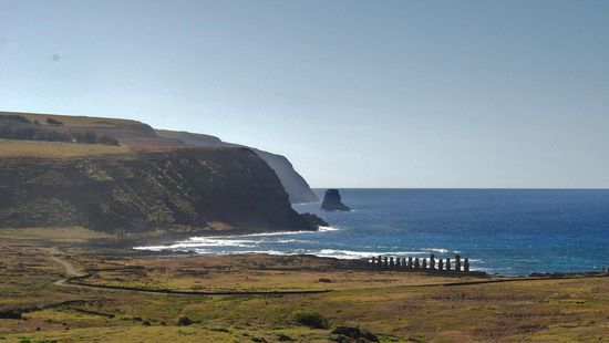 ...die 15 Moais von Tongariki