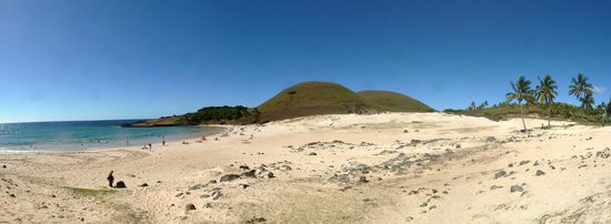 Anakena Beach