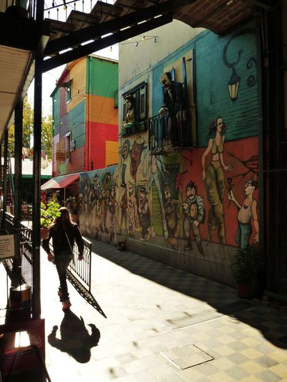 farbenfrohe Hinterhöfe