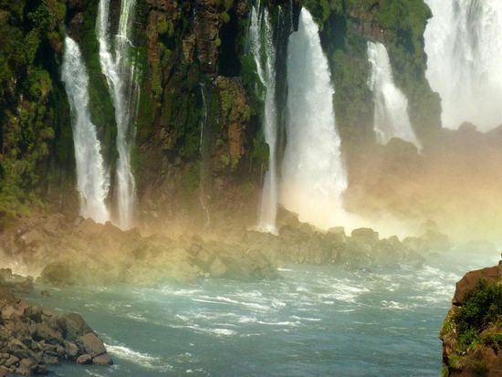 Wow...look...it's a rainbow!