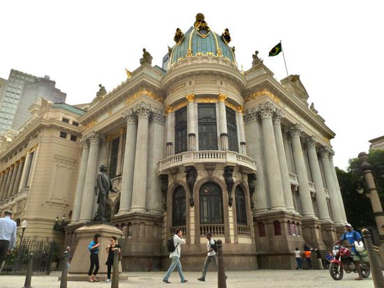 ...das Theater von Rio