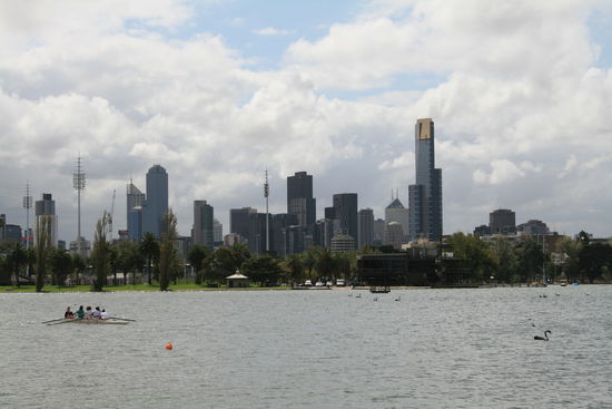 Melbourne von der Formel 1 Strecke aus