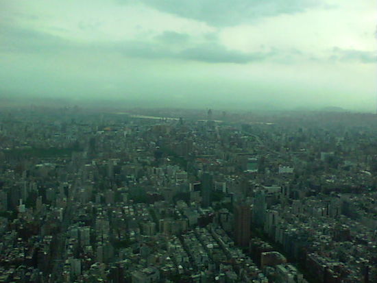 Blick über Taipeh - die Stadt ist riesig