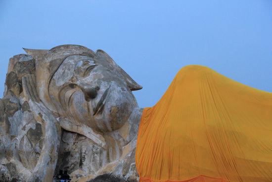 ein liegender Buddha