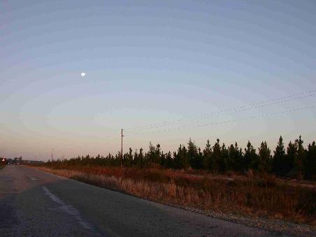 Ein Tag vor Vollmond auf dem Bloukrans-Pass