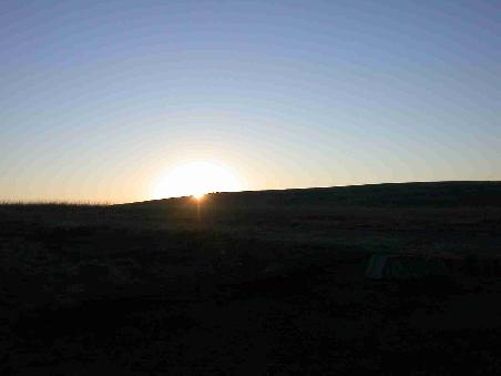 Erste Sonnenstrahlen am Horizont...