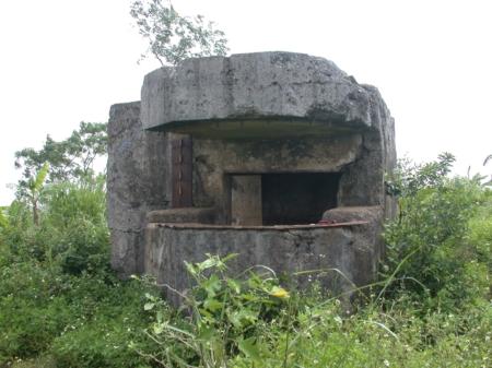 Zerstoerte Bunkeranlage in der Con Tien Firebase