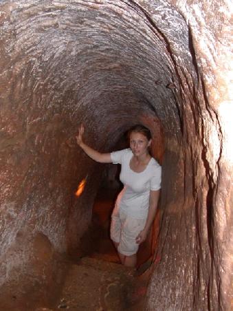 Im Vinh Moc Tunnel-System