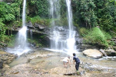Der Wasserdruck war mindestens so knallig wie eine Thai Massage