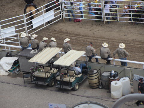 überall nur Cowboyhüte