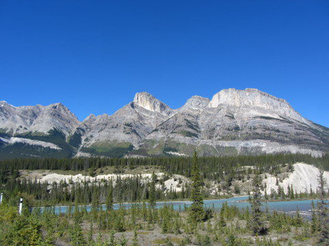 Mistaya Lake