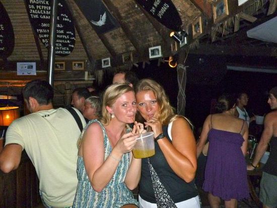 abends war ich feiern in der Bar, mit Stine aus Norwegen