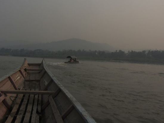 rüber nach Laos