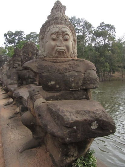 auf dem Weg zum nächsten Tempel