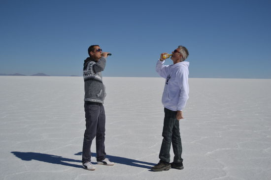 hoch die Flaschen
(Geerd und Georg)