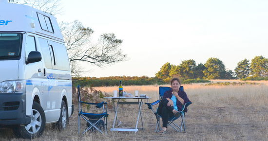 Leckerer australischer Wein, Brot und Käse ... mmmhhh