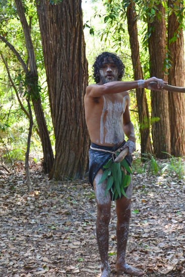 Der einzige Aboriginal den wir gesehen haben, er führte einen Tanz vor (für die Touris!)