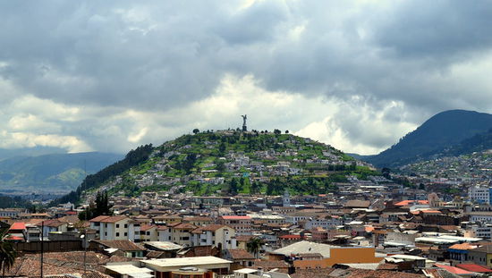 Von unserem Guesthouse hatten wir eine fantastisch schöne Aussicht auf Quito