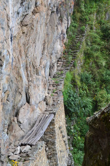 Man sollte schon schwindelfrei sein um diese Brücke zu passieren