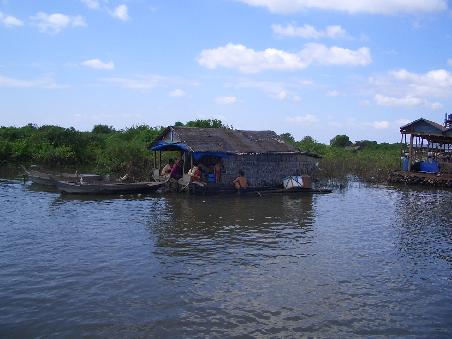 Flussfahrt auf dem Mekong: Das wirkliche Leben auf dem Hausboot...