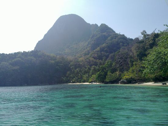 Bye-bye paradise beach...