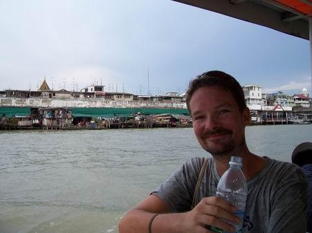 Matthias, der seinen Postdoc in Sendai, Japan hinter sich bringt, nach fast 2 Wochen Thailand- und Kambodschareise.