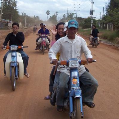 staubige Strasse in Phnom Penh