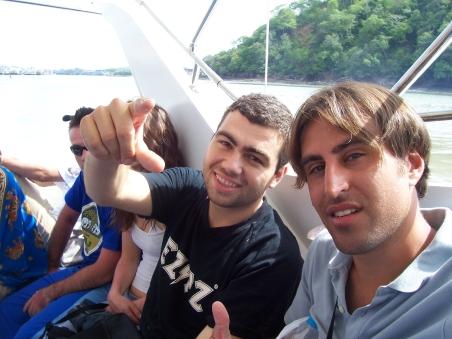 Im Speedboat zu den Phi Phis