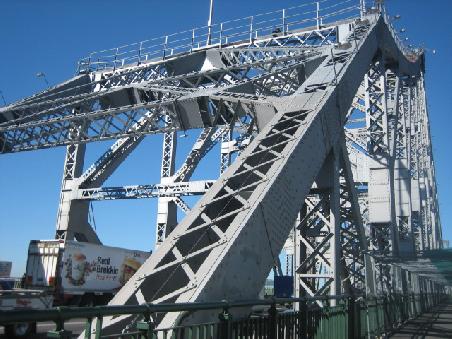 Story Bridge.