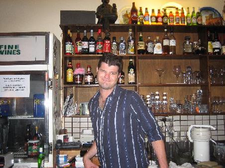 Das ist Pats auch "Bitch" genannt einer meiner ehemaligen Arbeitskollegen aus der Bar.