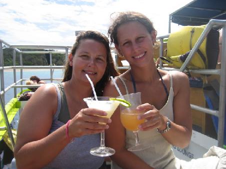 Hier mit Barbara und unseren Cocktails.