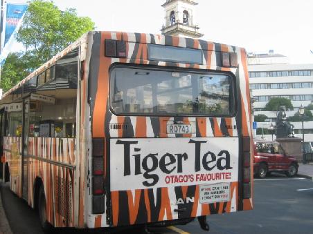 Witzige Busreklame.