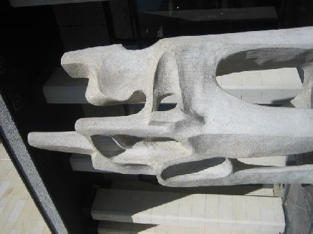 Kunst vor dem Museum in Oamaru.