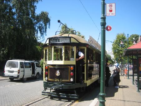 Die Tram.