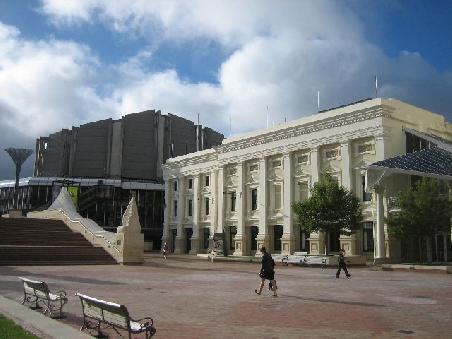 Der Civic Square mit Rathaus.