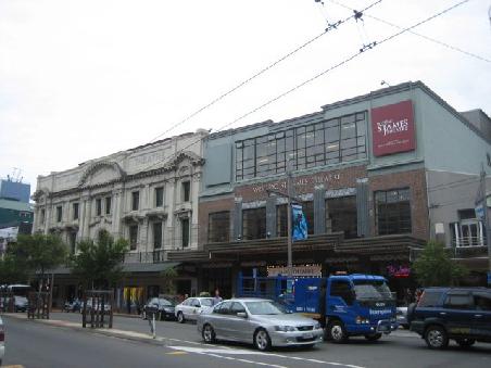 Theater am Courtney Place.