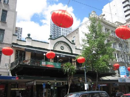 Auckland - Queens Street.