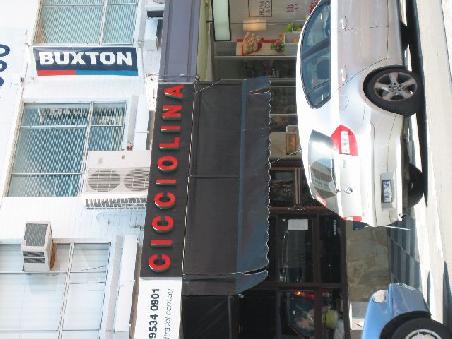 Mein Arbeitsplatz, das Restaurant in der Acland Street von aussen... "Cicciolina" der Name eines italienischen Pornostars, ganz nebenbei, die Leute im Restaurant wissen das allerdings auch!
