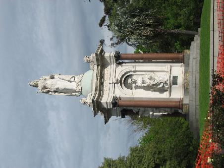 Im Alexandra Garden.