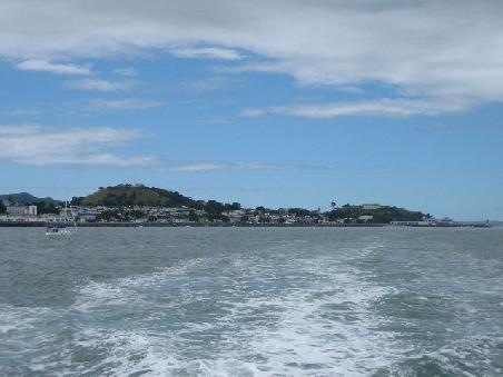 Blick auf Devenport vom Boot aus.