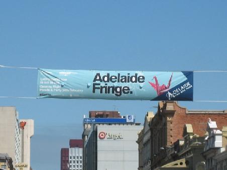 Ein Plakat anlaesslich des Fringe Festivals.