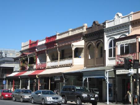 Haeuserreihe in der Rundle Street.