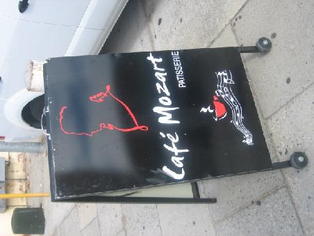 Auch hier gibt es ein Cafe Mozart.
