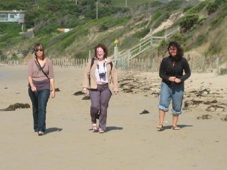Die Maedels in Anglesea von links Kimberly, Dympna, Georgia.