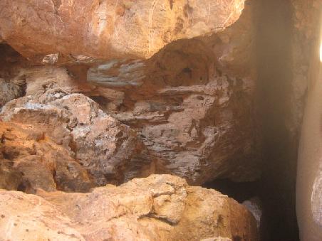Am Eingang zum Tunnel Creek.
