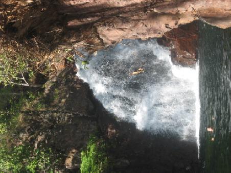 Florence Falls mit Pool.